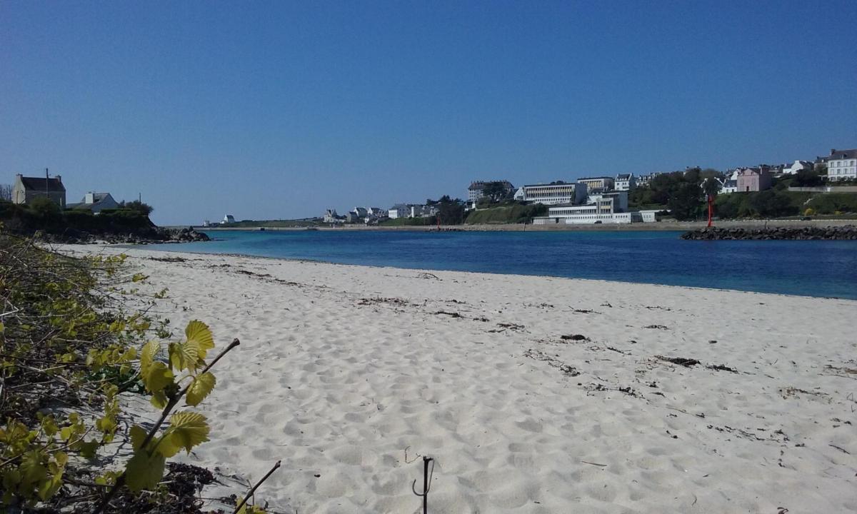 Plage de poulgoazec 2