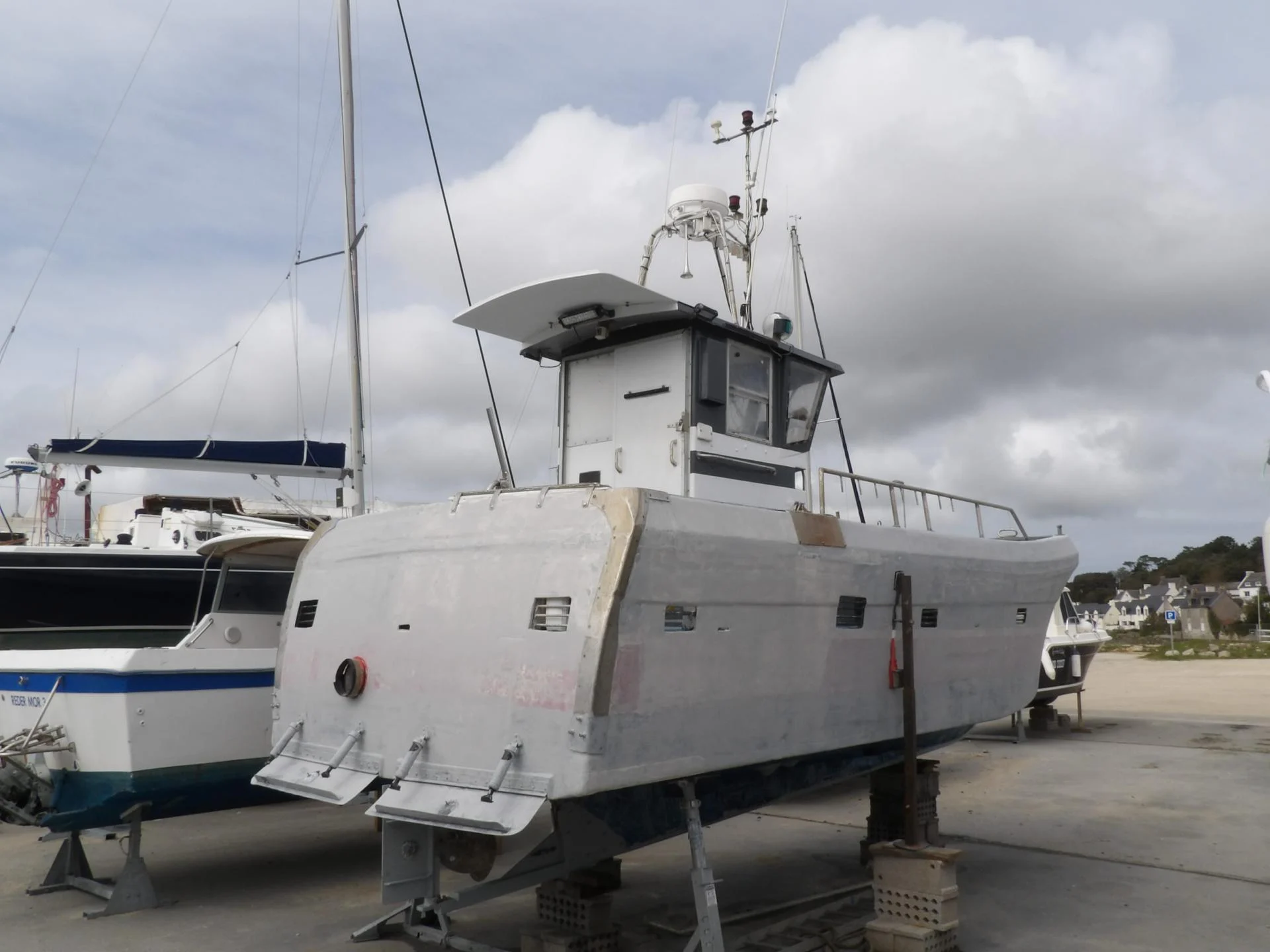 260327 ar brigourien criee