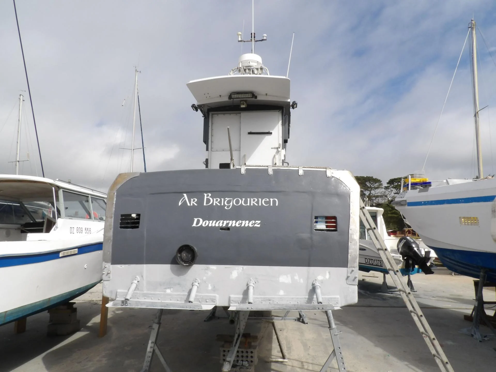 260417 ar brigourien criee carenage f